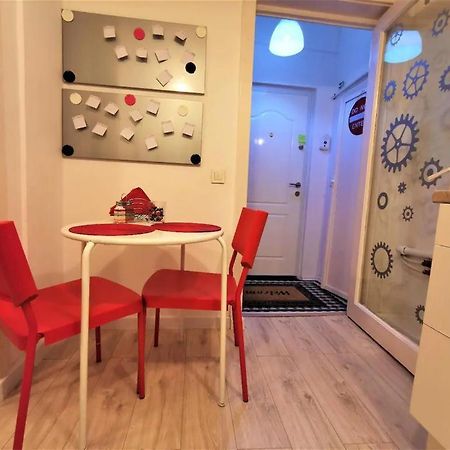 Luxury Piata Universitate Old Town Leilighet Bucureşti Eksteriør bilde
